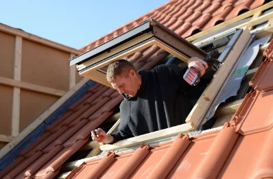 Pose de fenêtres de toit Velux à Étormay